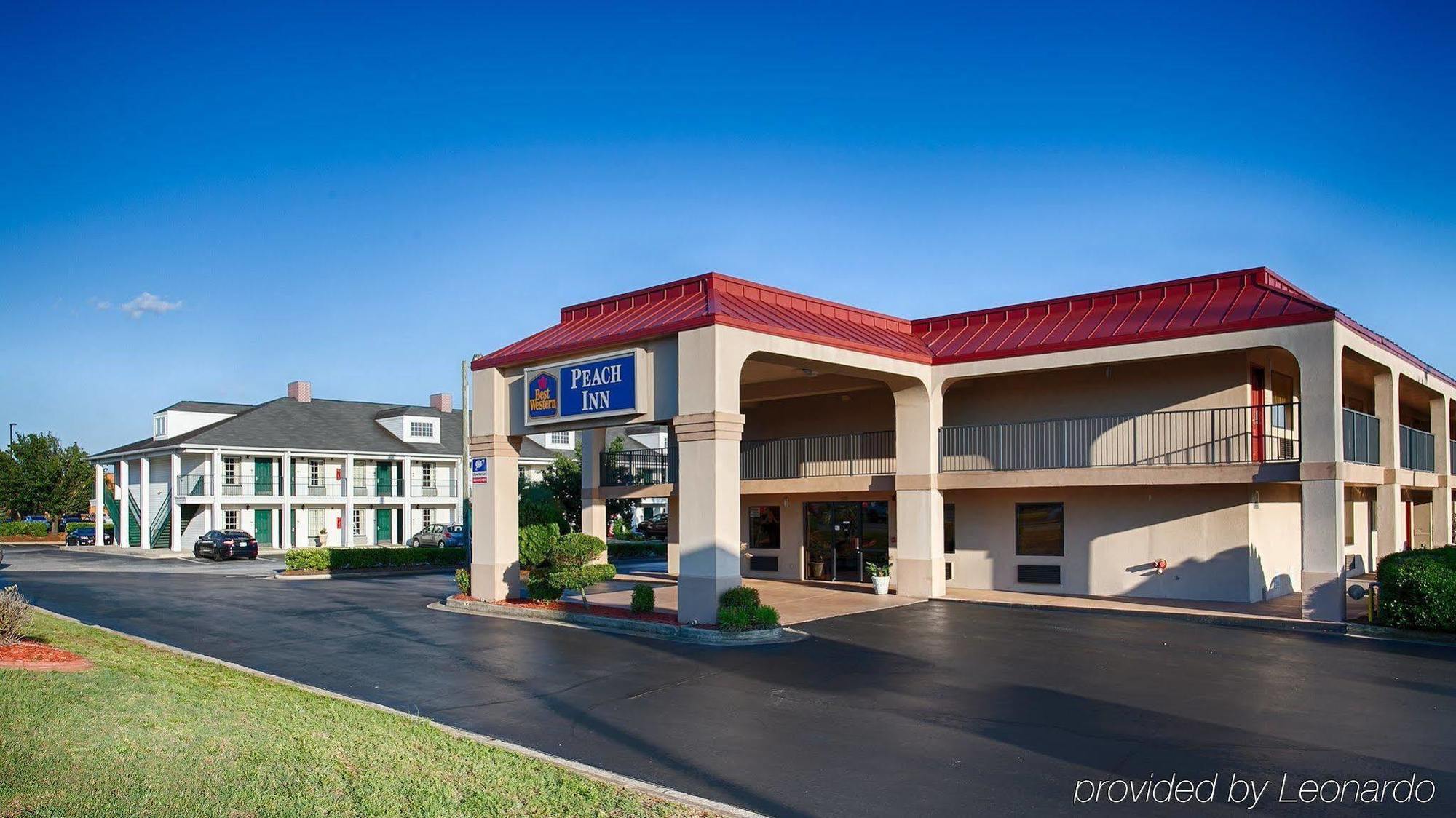 Days Inn & Suites By Wyndham Warner Robins Near Robins Afb Εξωτερικό φωτογραφία